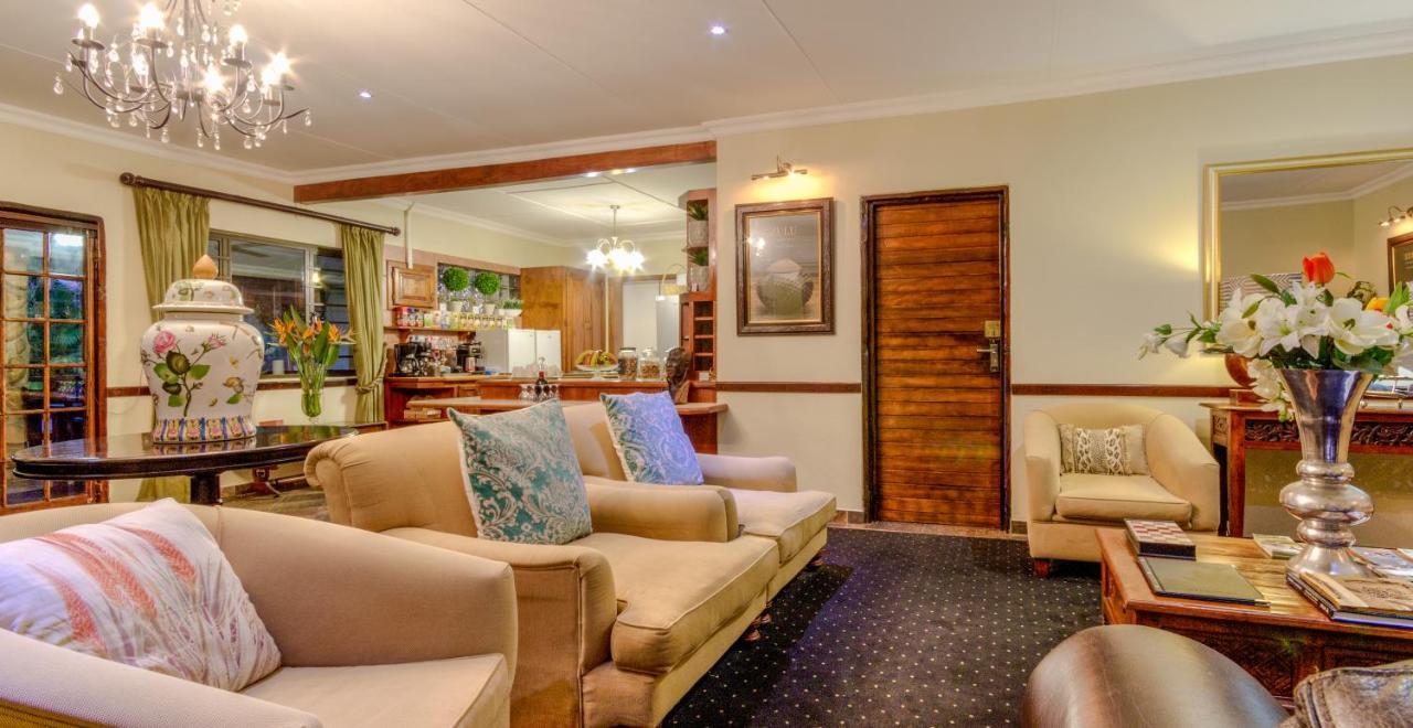 แอท เฮอริเทจ เฮาส์ Bed & Breakfast เซนต์ลูเซีย ภายนอก รูปภาพ